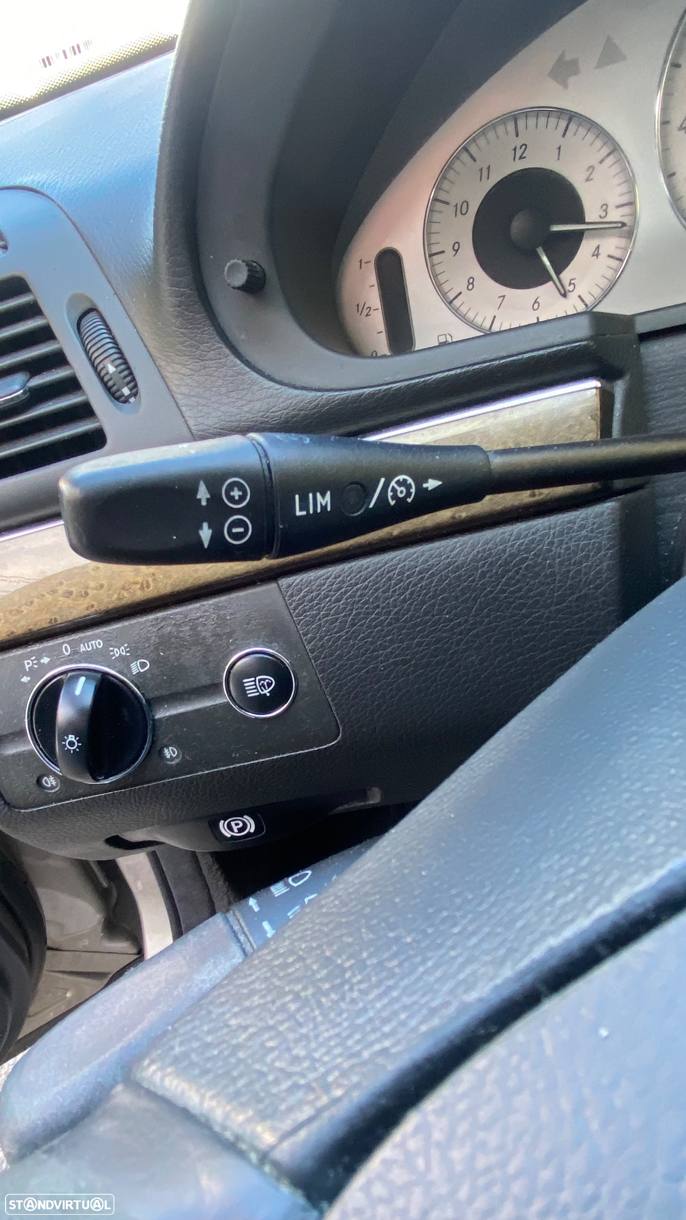 Mercedes-Benz E 220 CDi Avantgarde - 4