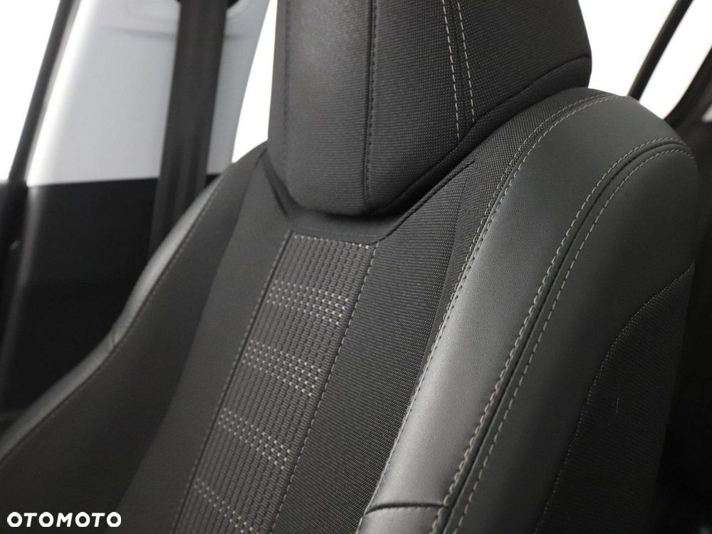 Peugeot 308 1.2 PureTech Allure S&S - 32