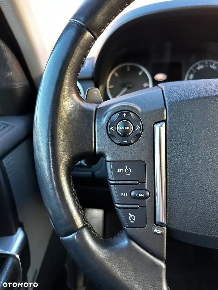 Land Rover Discovery 3.0SD V6 SE - 29