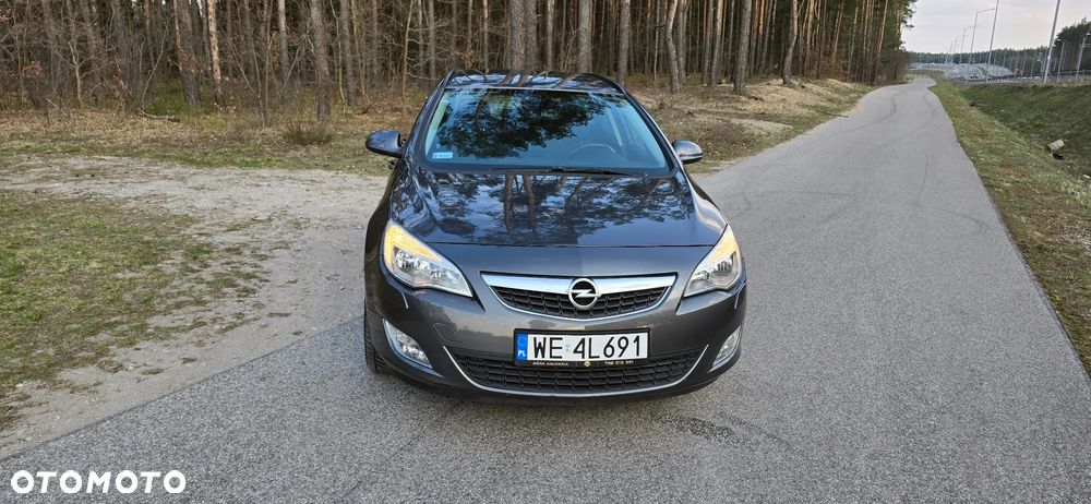 Opel Astra 1.6 ecoFLEX Start/Stop Active - 2