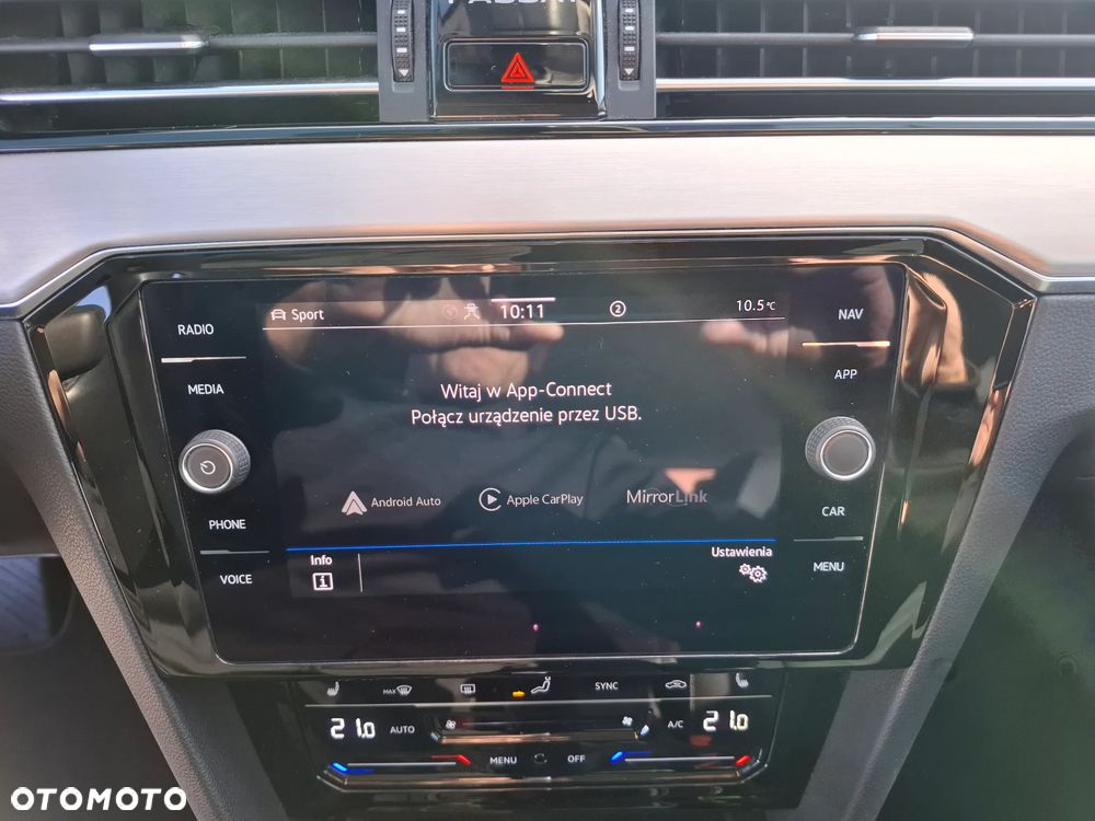Volkswagen Passat Variant 1.5 TSI EVO Elegance DSG - 26