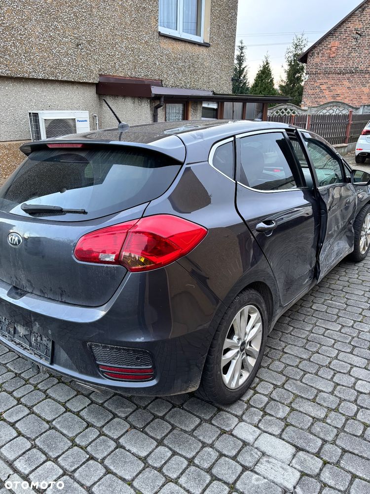 Kia Ceed 1.4 L Business Line - 4