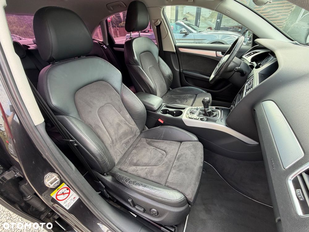 Audi A4 Limousine - 36