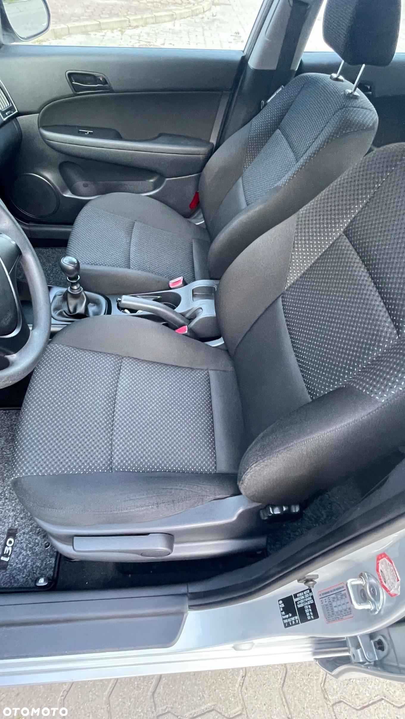 Hyundai i30 1.4 Base + EU5 - 23