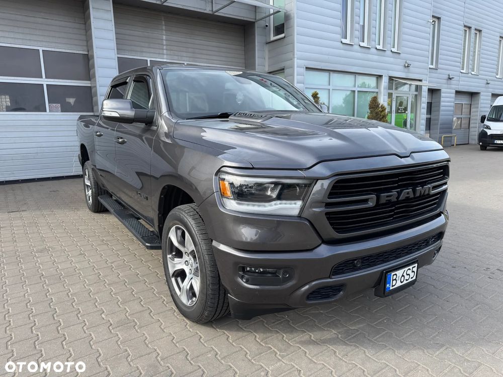 RAM 1500 5.7 Crew Cab Laramie - 1