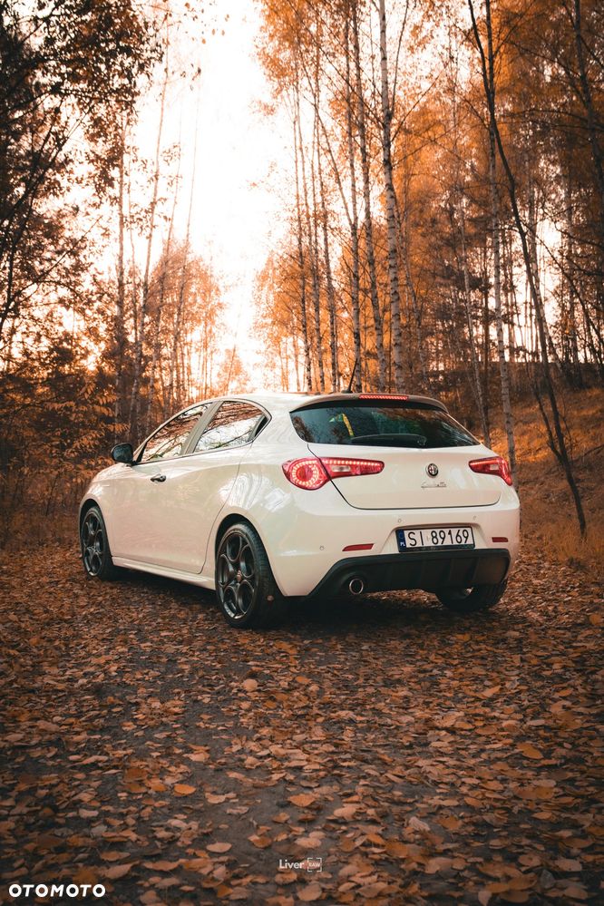 Alfa Romeo Giulietta - 33