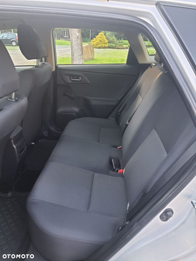 Toyota Auris 1.6 Active - 11