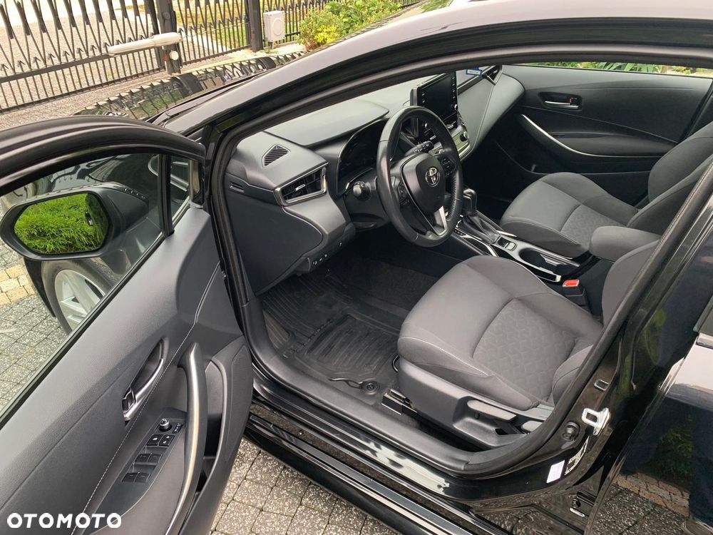 Toyota Corolla 1.8 Business Edition - 13