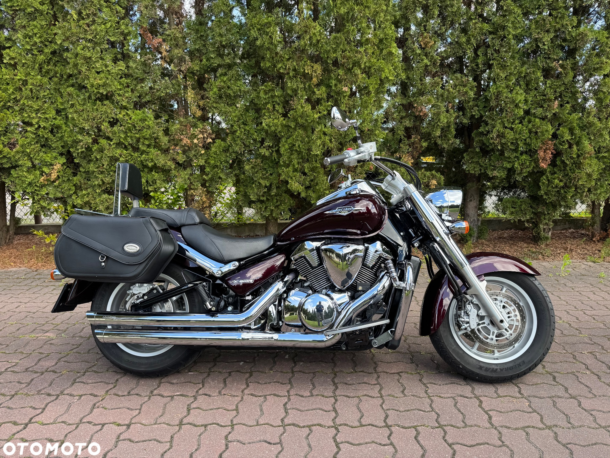 Suzuki Intruder - 2