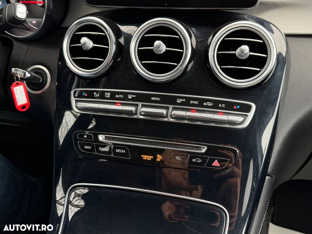 Mercedes-Benz GLC 250 d 4MATIC 9G-TRONIC AMG Line - 21