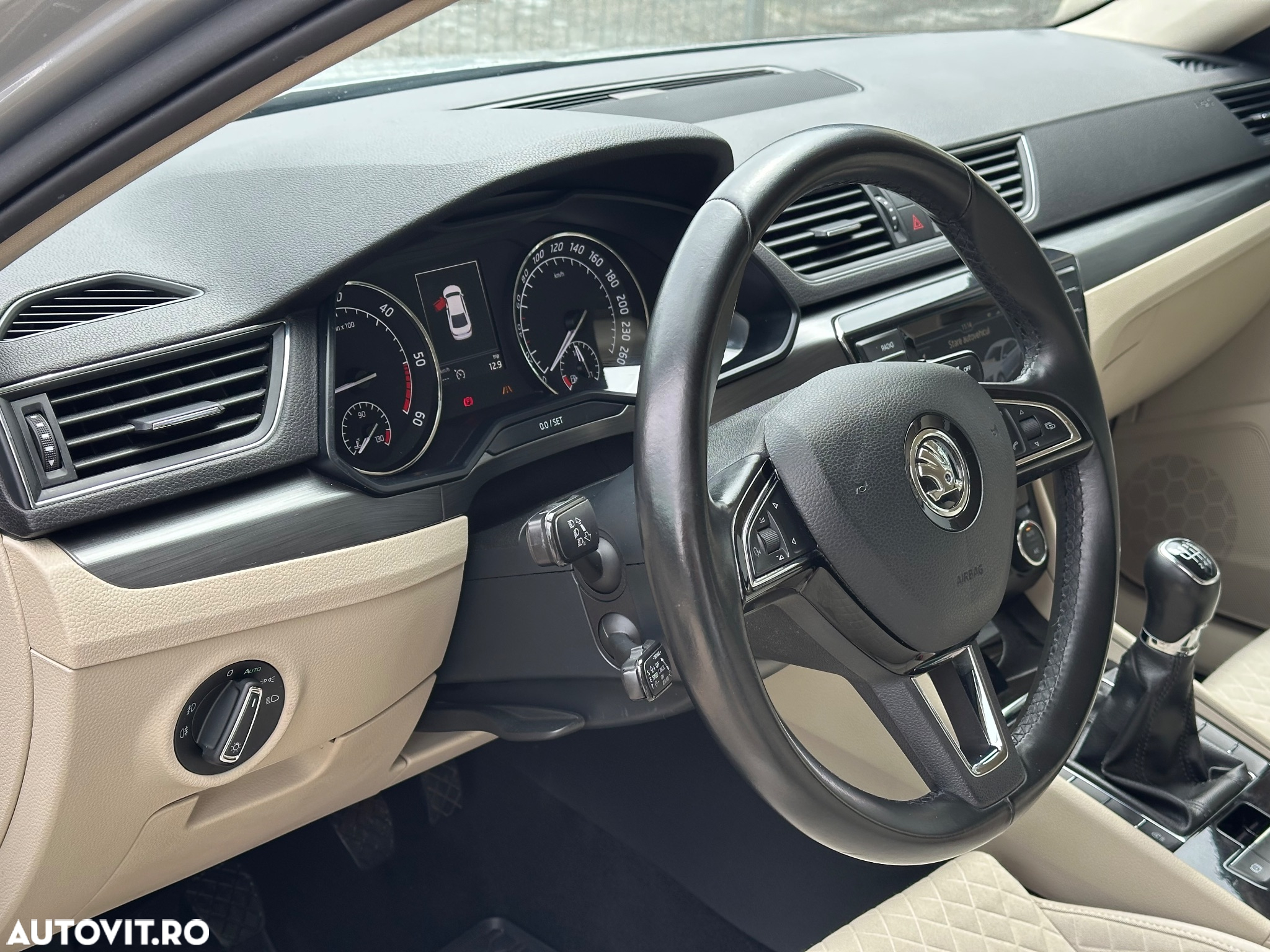 Skoda Superb 1.6 TDI Style - 17