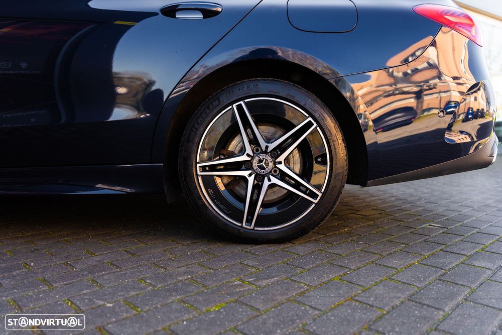 Mercedes-Benz C 300 e T 9G-TRONIC AMG Line - 35