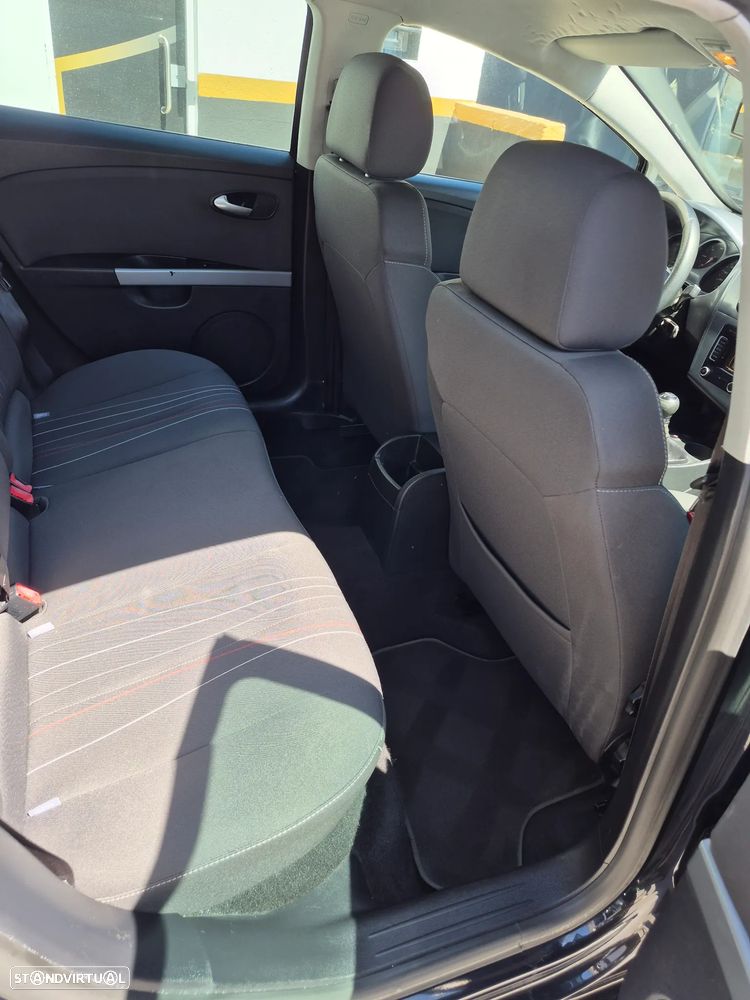 SEAT Leon 1.6 TDI DPF E-Ecomotive Style Copa - 19