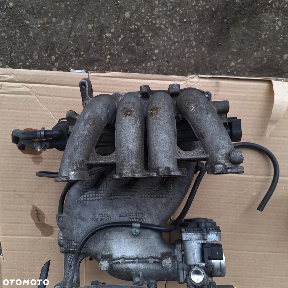 LISTWA WTRYSKOWA NEW BEETLE 2.0 2900900529 - 4