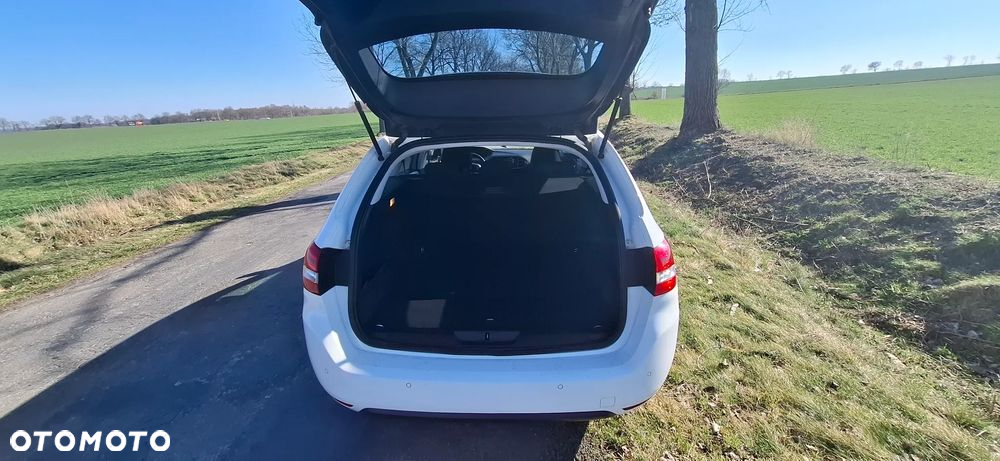 Peugeot 308 SW 1.6 BlueHDi Active S&S - 8