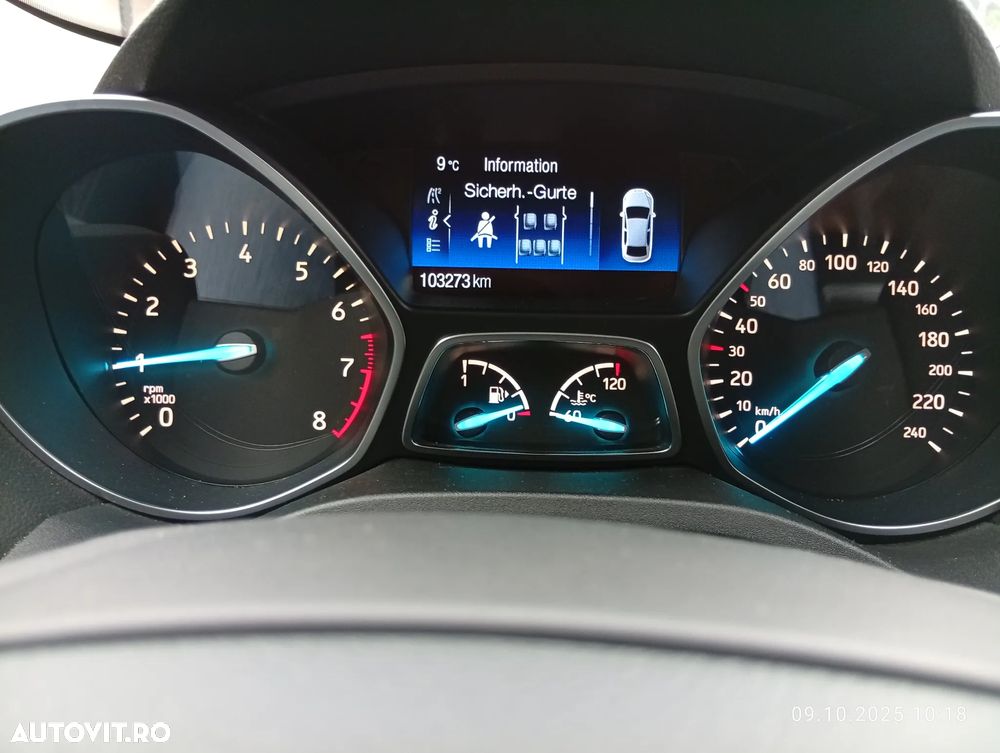 Ford Kuga 1.5 EcoBoost 2WD Titanium - 9