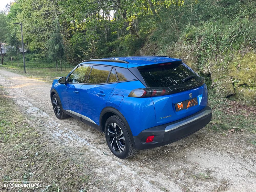 Peugeot e-2008 Allure - 3