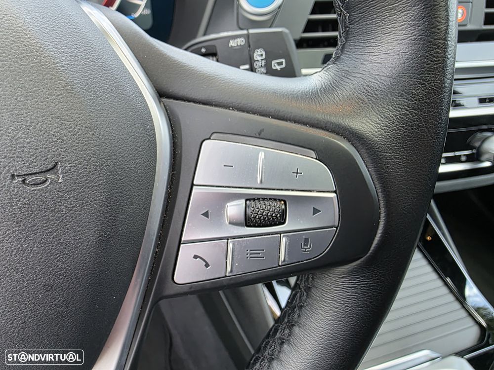 BMW iX3 Inspiring - 26