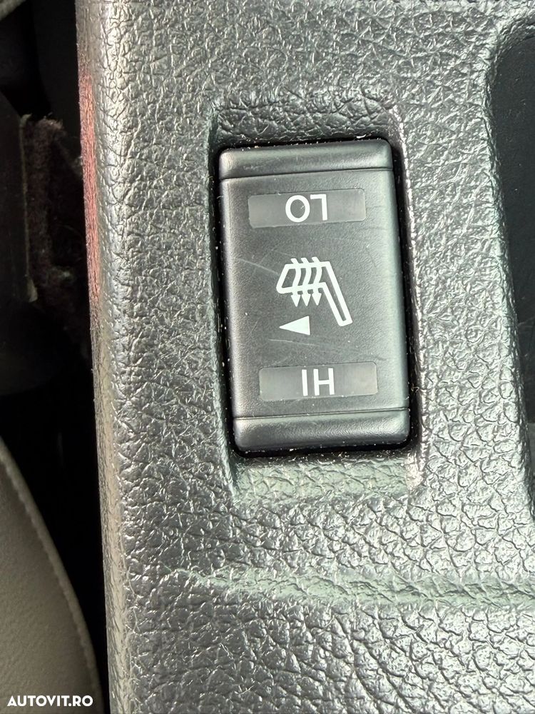 Nissan Qashqai 1.6 DCI 4 x 4 DPF Start/Stop tekna - 17