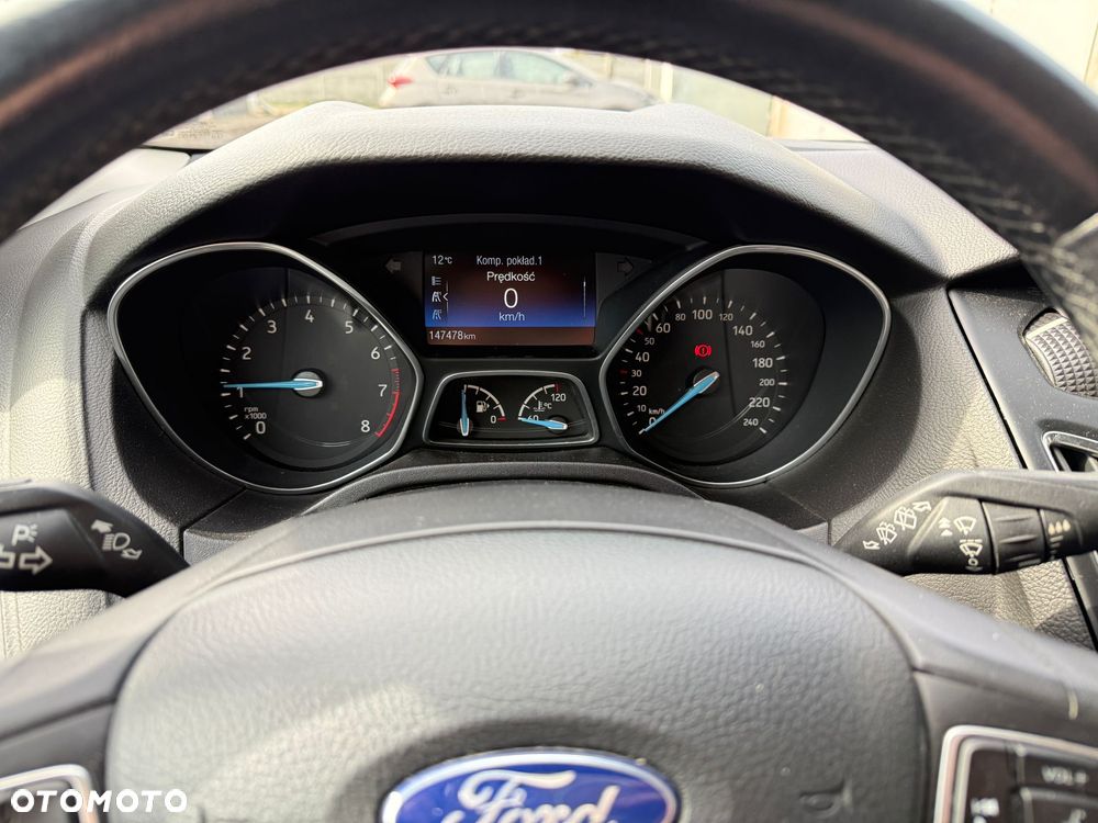 Ford Focus 1.6 Trend - 12