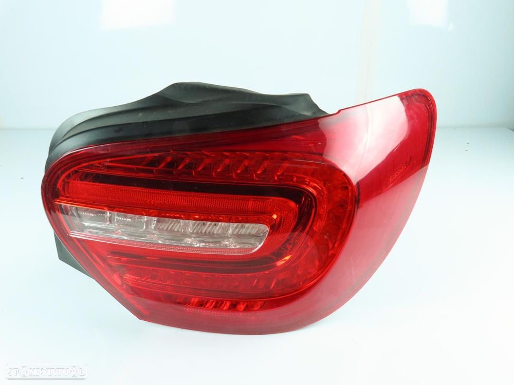 Farolim LED Direito/Trás Usado / Original MERCEDES-BENZ A-CLASS (W176) A17690630... - 1