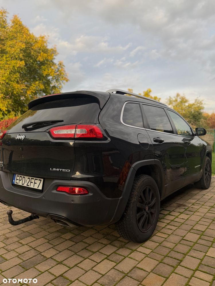 Jeep Cherokee - 7