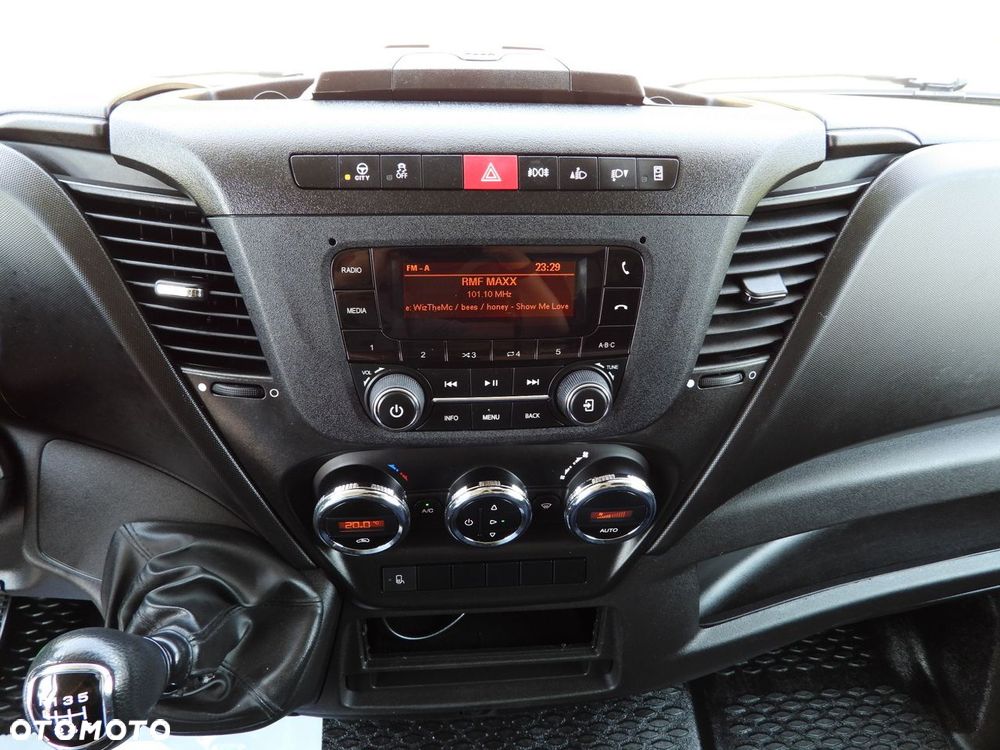 Iveco DAILY 35S18 PLANDEKA 10 PALET WEBASTO TEMPOMAT LEDY PNEUMATYKA KLIMATYZACJA  180KM - 35