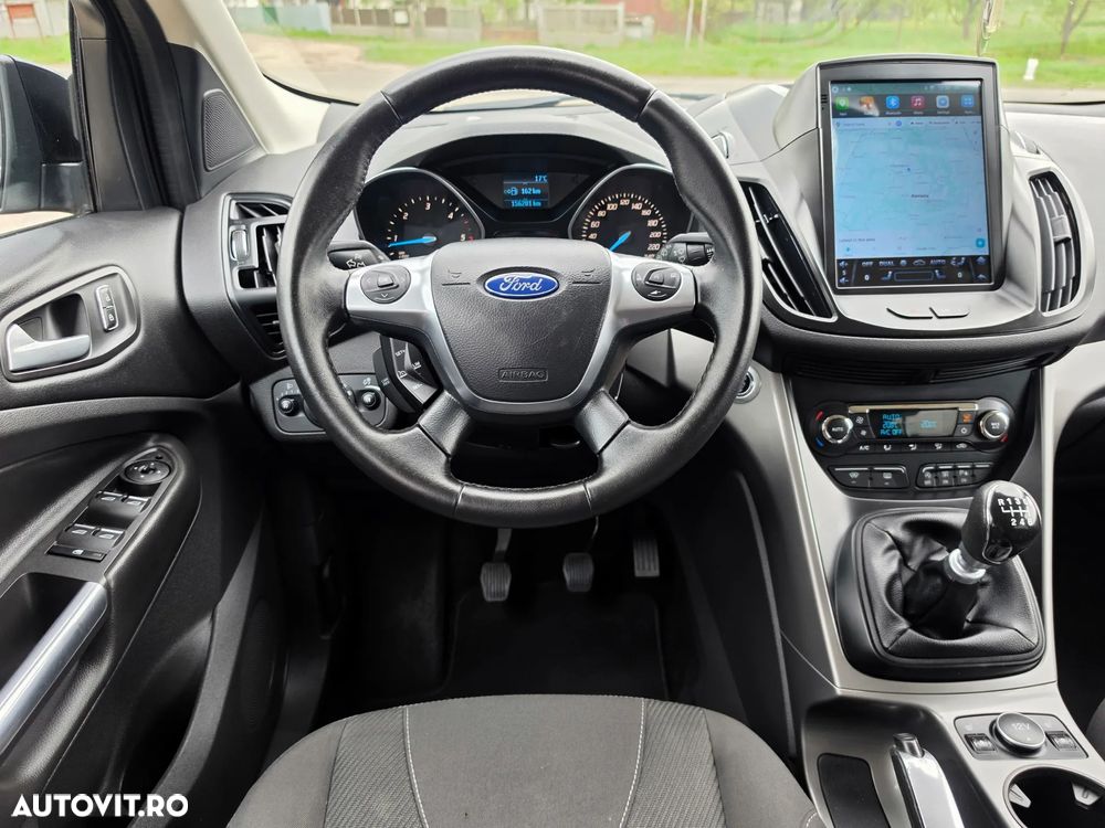 Ford Kuga 2.0 TDCi 2x4 Business Edition - 18