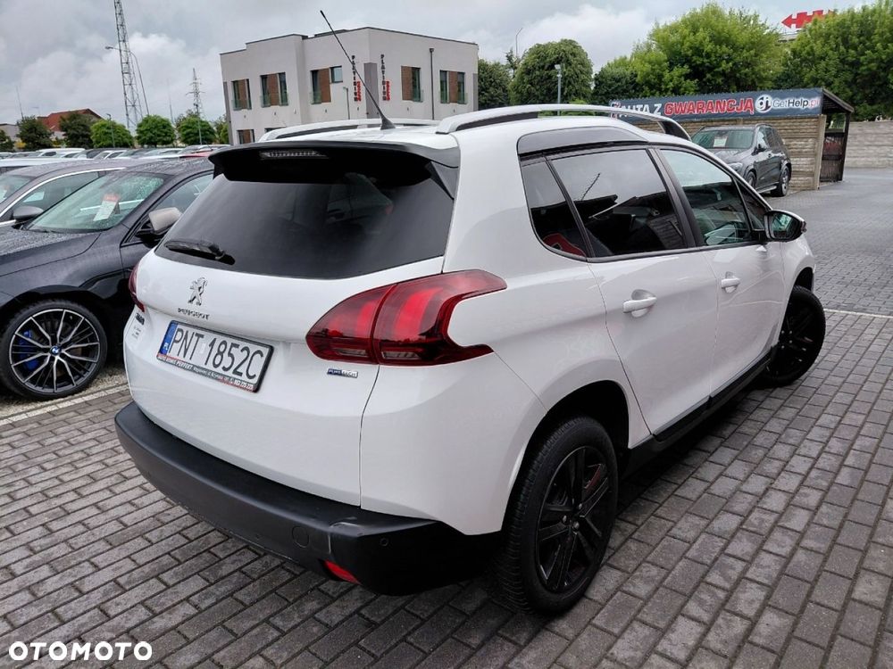 Peugeot 2008 - 8