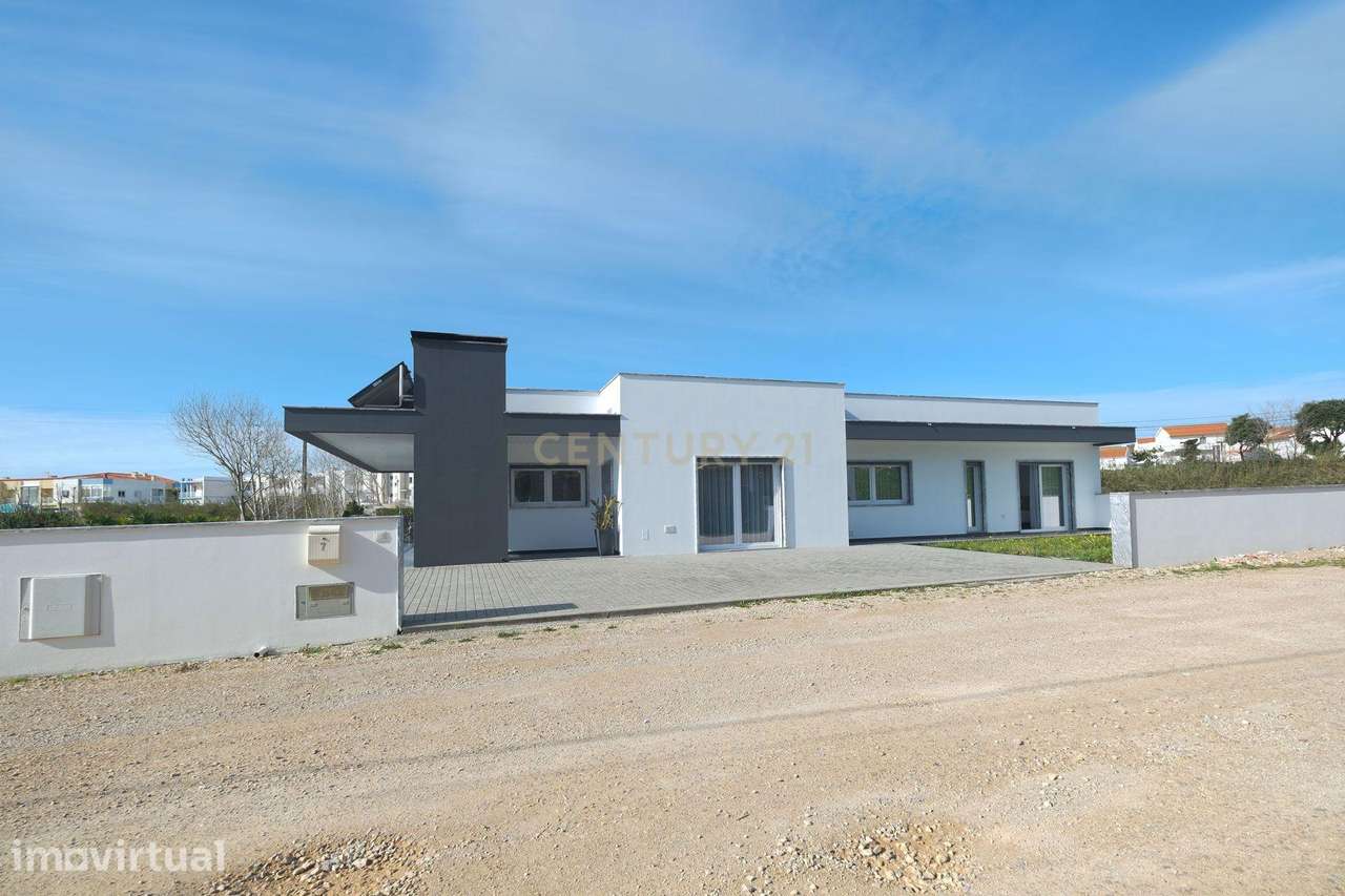 Moradia T4 , com anexo e garagem, a 5 minutos da praia - Grande imagem: 5/38