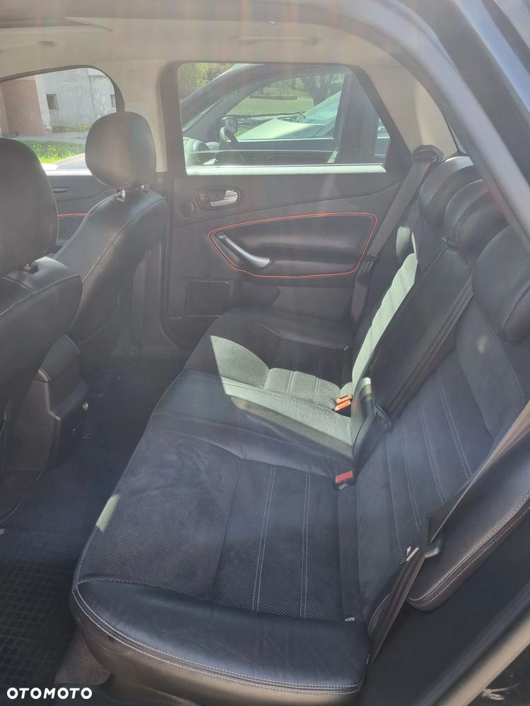 Ford Mondeo 2.2 TDCi Titanium X - 14