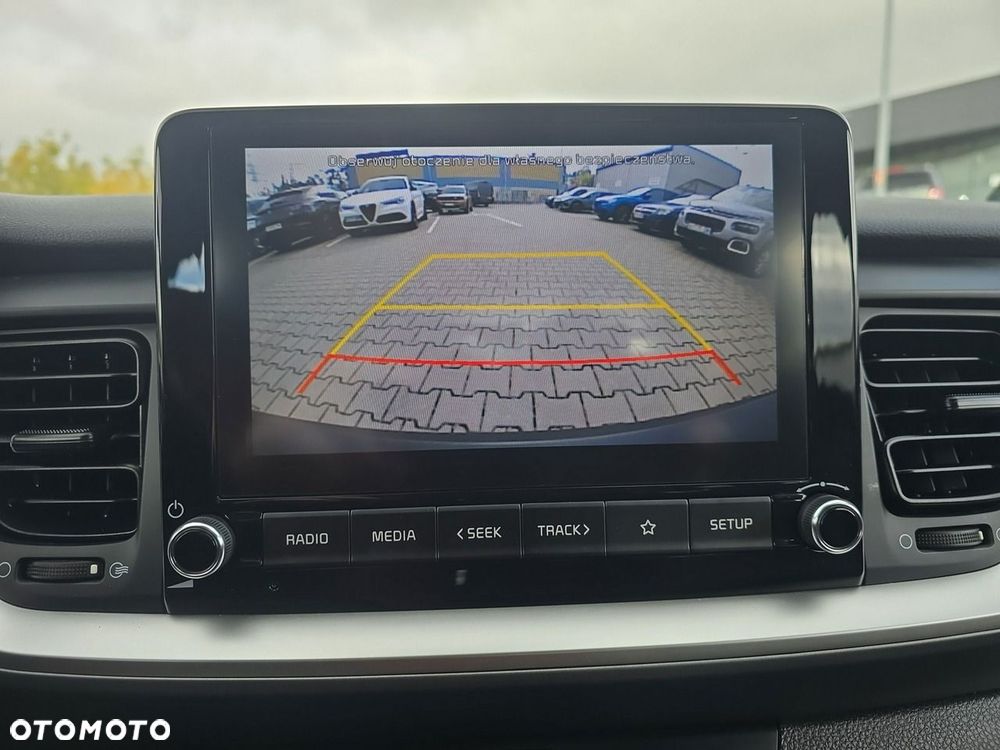 Kia Stonic - 25