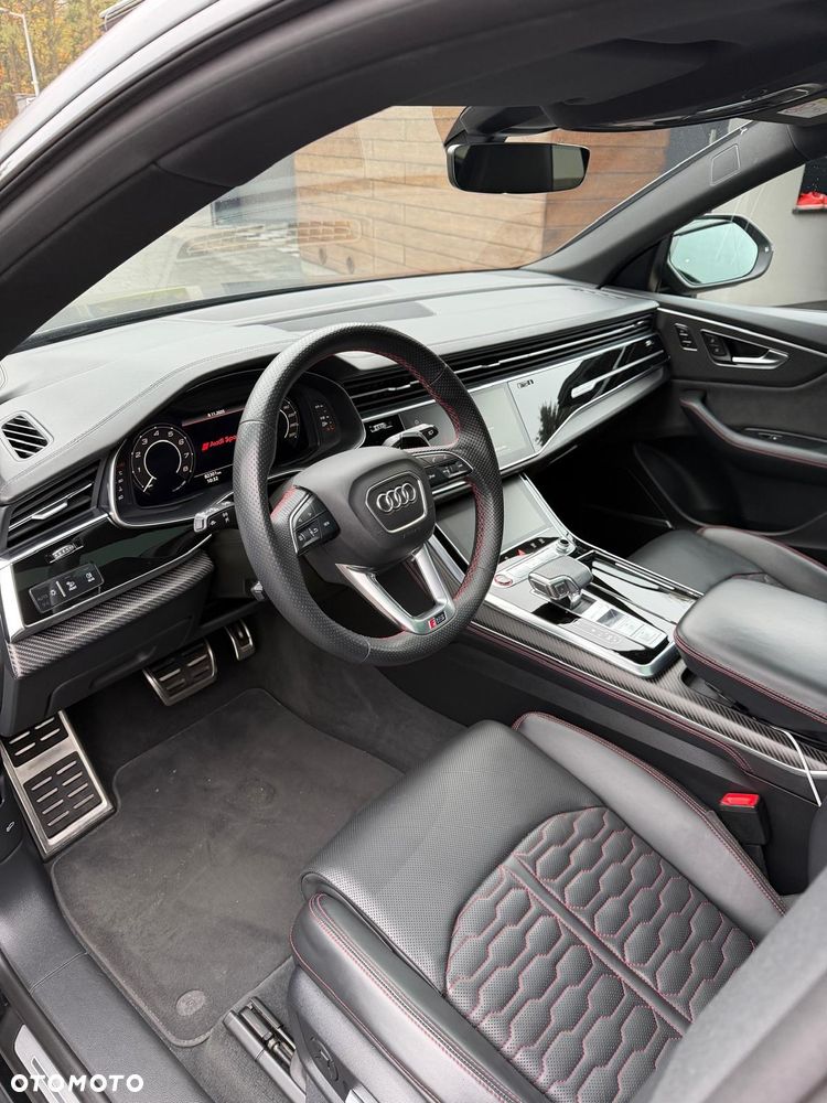 Audi RS Q8 - 5