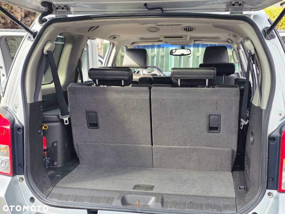 Nissan Pathfinder 4.0 V6 LE - 20