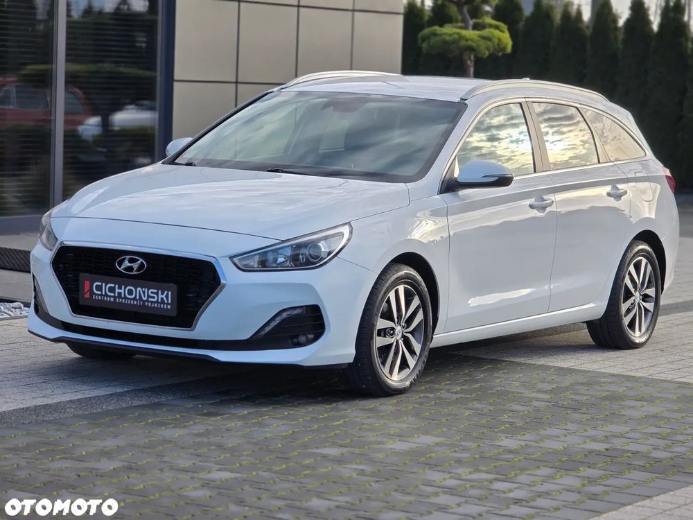 Hyundai i30 1.6 D Comfort - 28