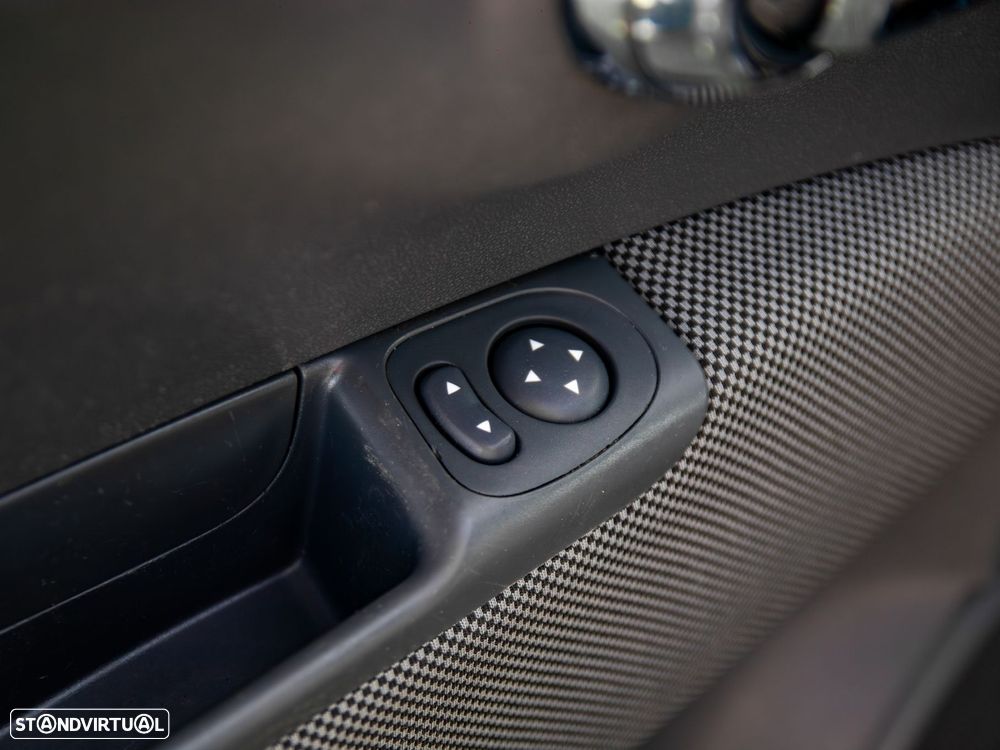 Fiat 500 1.2 Lounge Dualogic S&S - 25