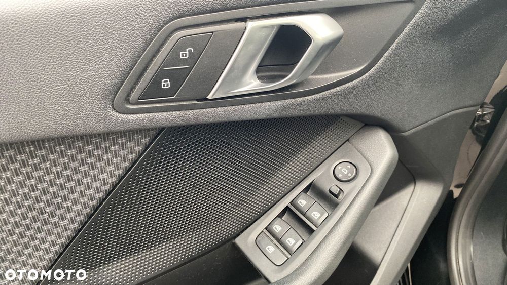 BMW Seria 1 118i Advantage - 15