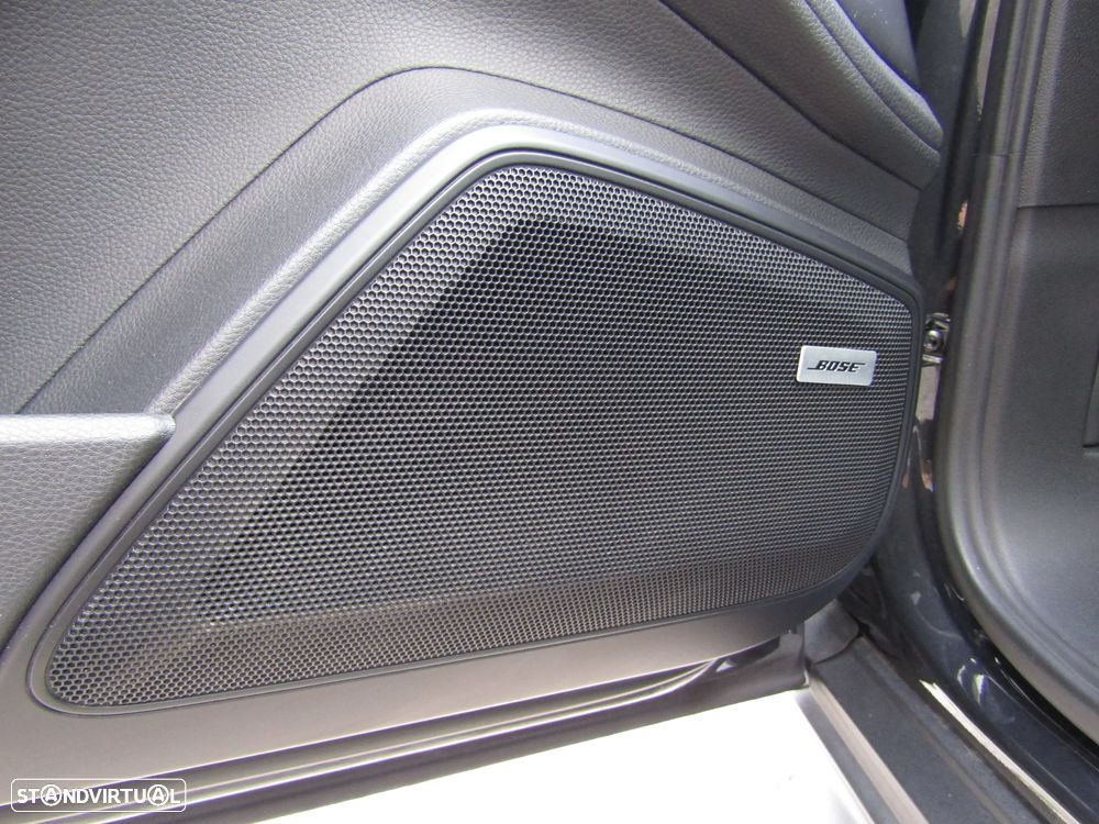 Porsche Panamera 4 E-Hybrid - 13