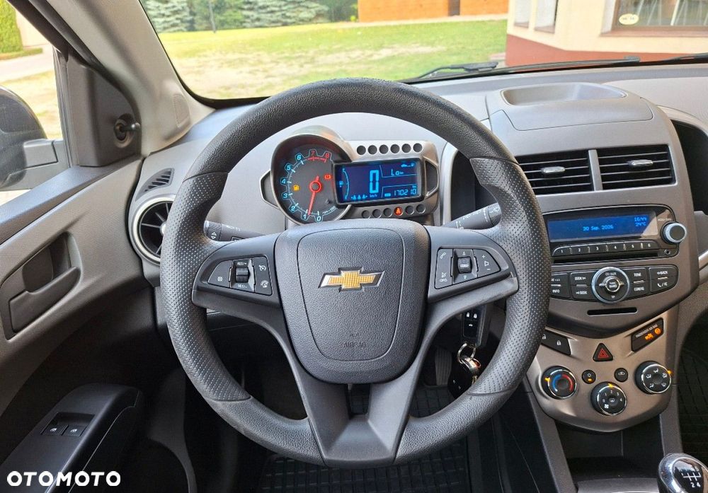 Chevrolet Aveo - 24
