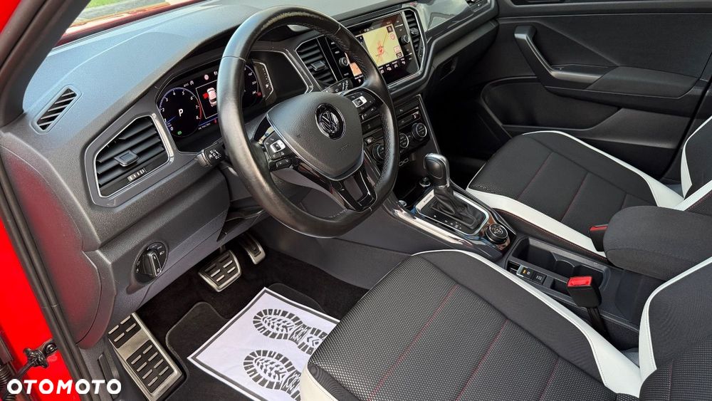 Volkswagen T-Roc - 17