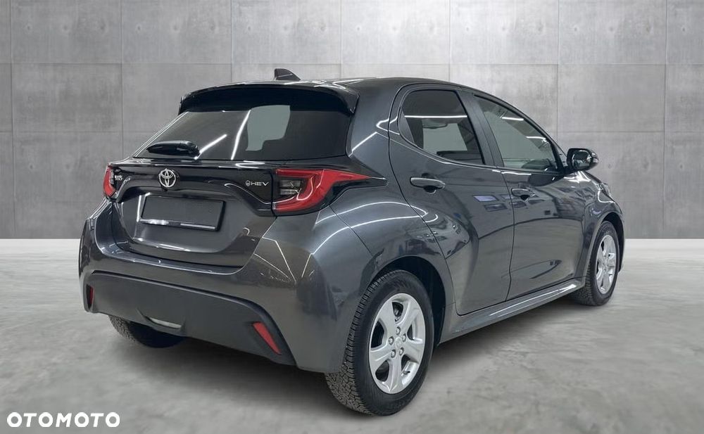 Toyota Yaris - 7