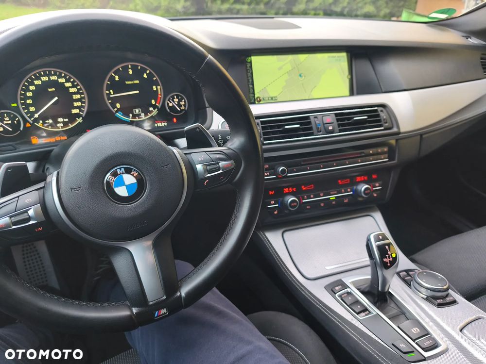 BMW Seria 5 525d - 19