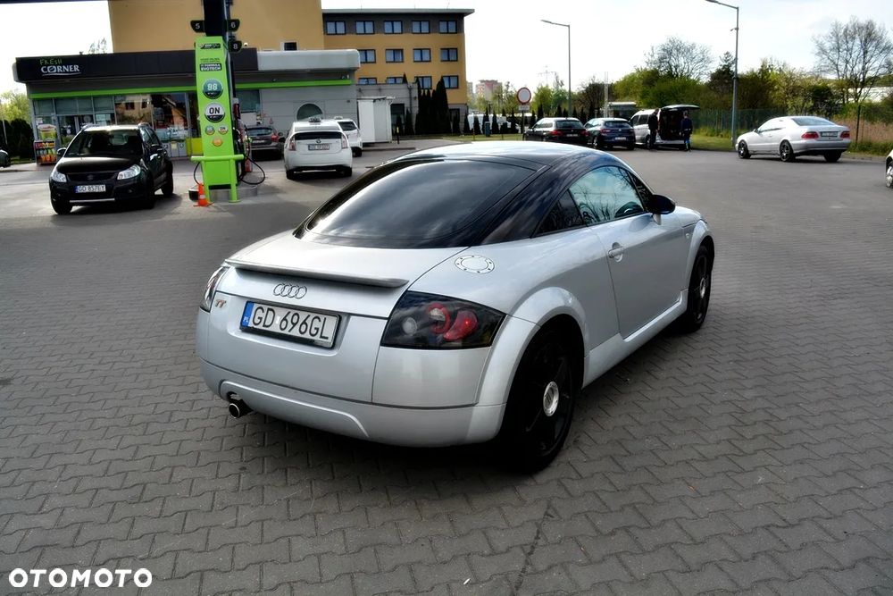 Audi TT Coupé 1.8 T - 17