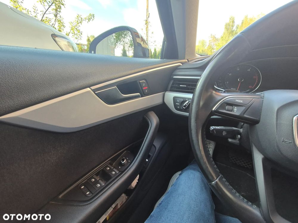 Audi A4 Avant 2.0 TDI S tronic - 11