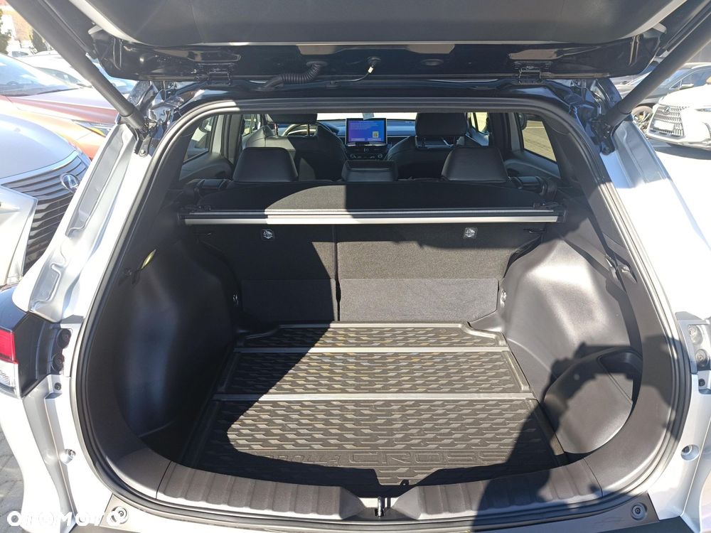 Toyota Corolla Cross 2.0 Hybrid Executive - 14