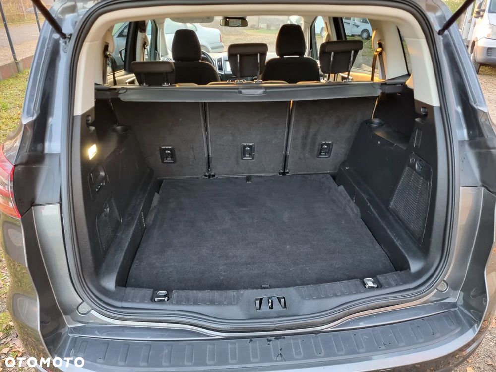 Ford S-Max 2.0 EcoBlue Titanium - 19