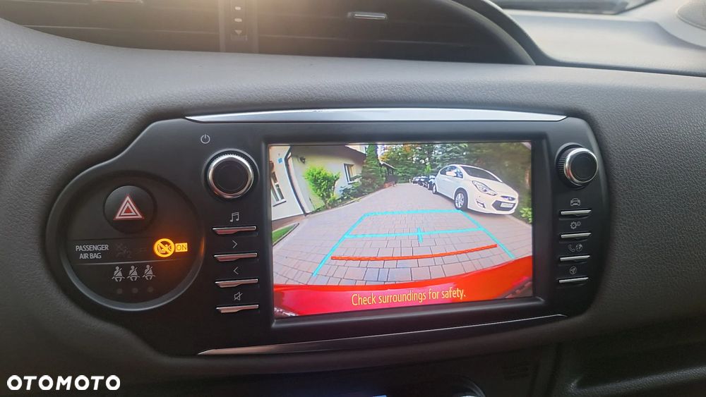 Toyota Yaris 1.5 VVT-i Style Selection - 23