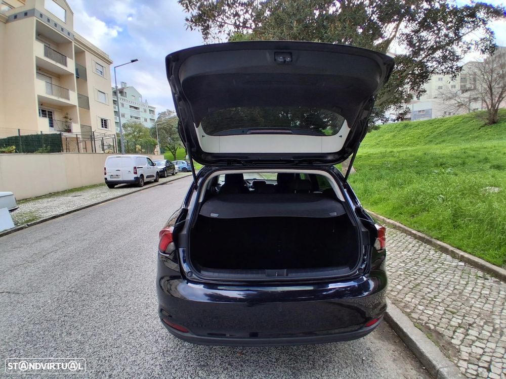 Fiat Tipo 1.3 M-Jet Lounge Tech - 33