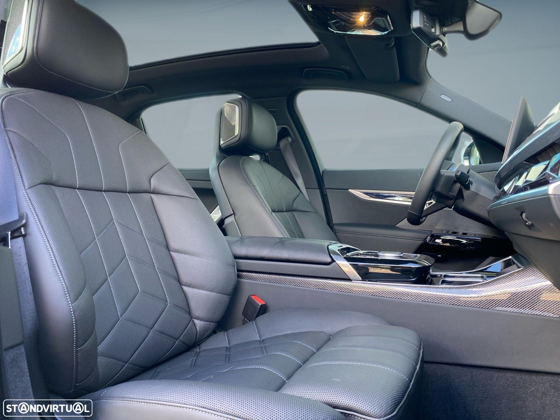 BMW i7 eDrive50 Pack Desportivo M - 17