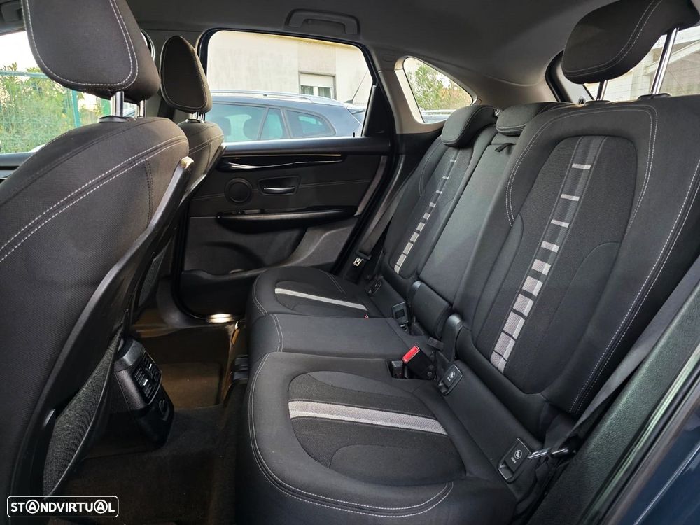 BMW 216 Active Tourer d Line Sport - 12